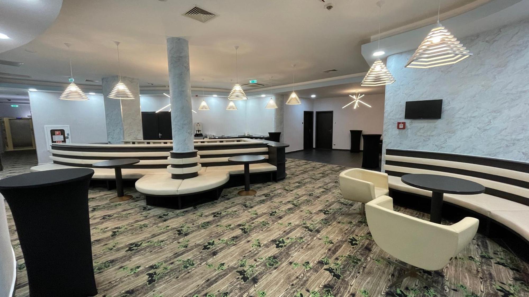 Hotel Wellamarin Zamárdi Zewnętrze zdjęcie