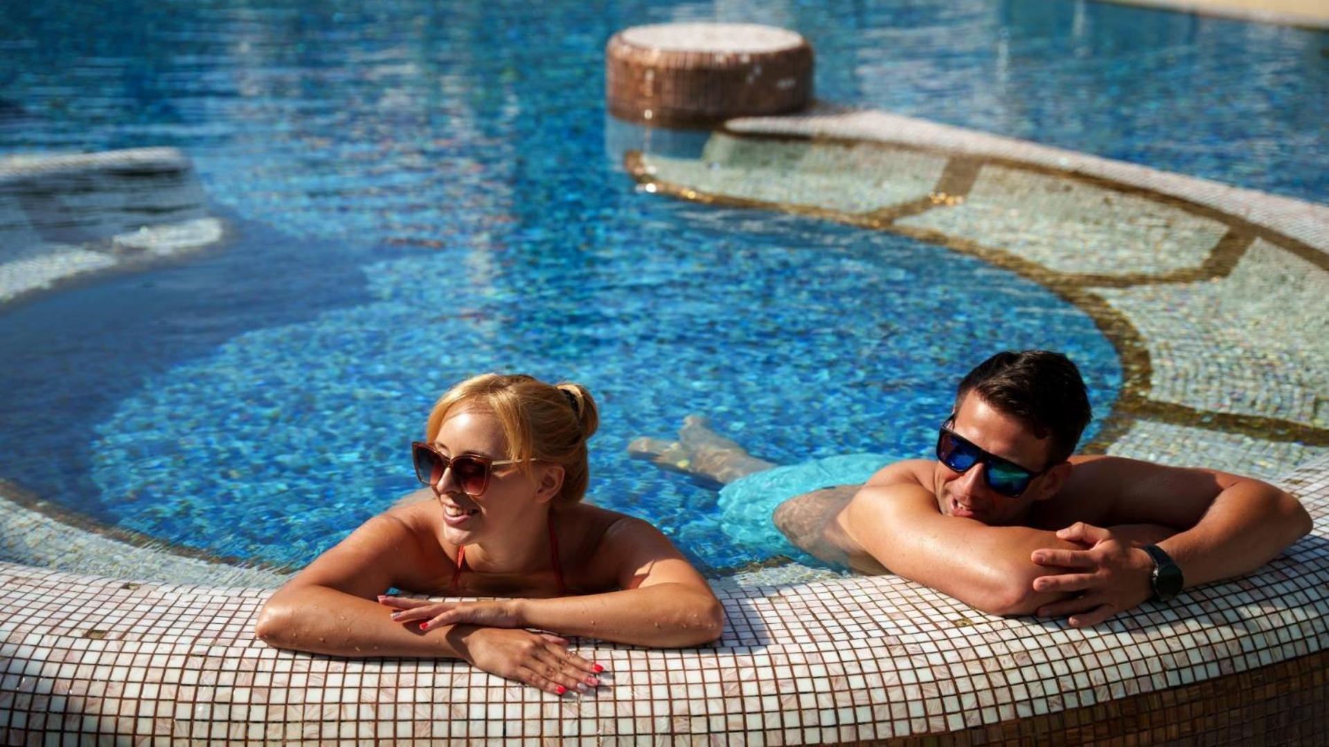 Hotel Wellamarin Zamárdi Zewnętrze zdjęcie