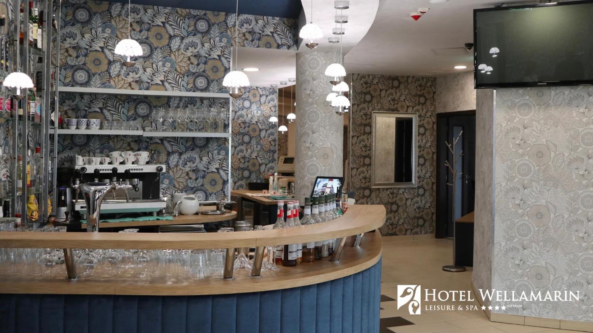 Hotel Wellamarin Zamárdi Zewnętrze zdjęcie